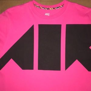 Fushia pink Nike Air Max Tee